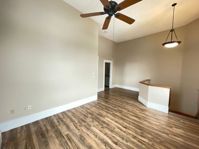 Photo - 46 Glass St Unit Apt. 6