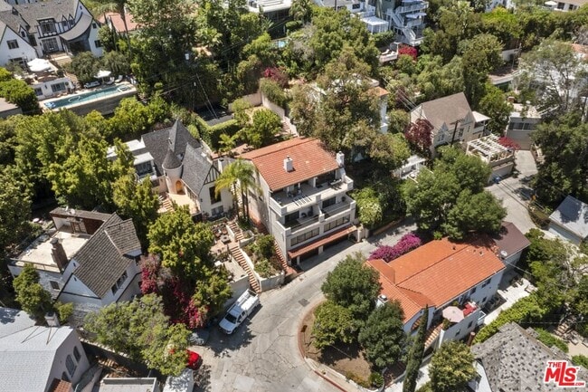 Photo - 5940 Manola Way