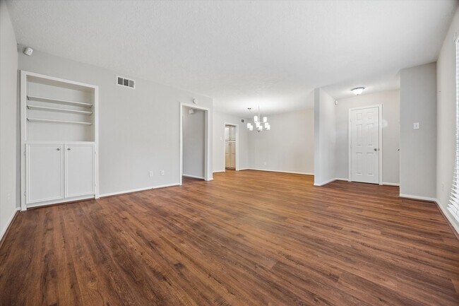 Photo - 14201 Misty Meadow Ln