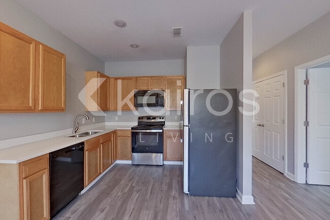 Photo - 10101 W 20th St