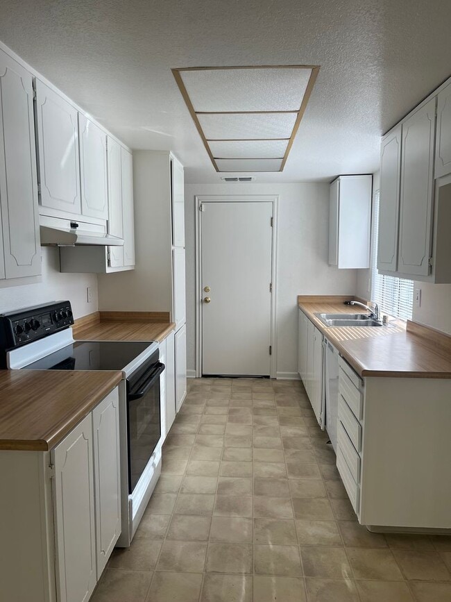 Photo - NICE 3 BEDROOM HOME IN CITRUS HEIGHTS!