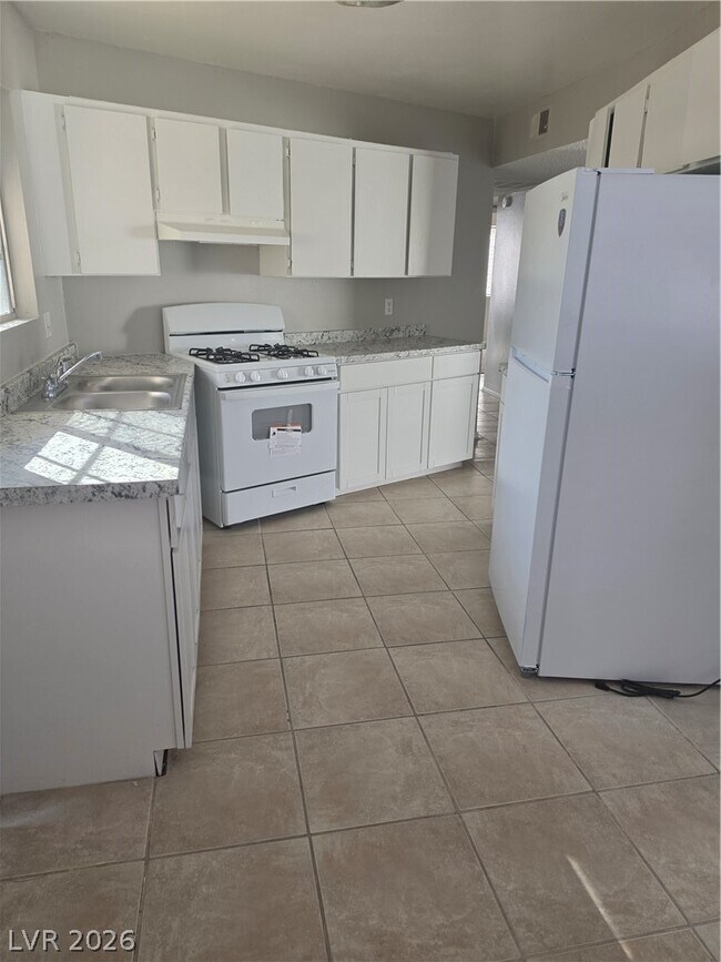 Photo - 4751 Terra Linda Ave