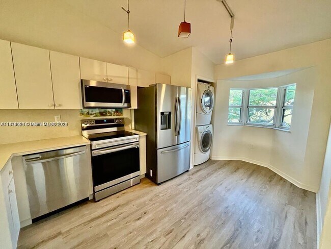 Photo - 975 NE 33rd Terrace Unit 203