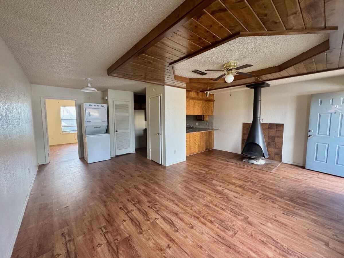Photo - Cozy 1-bed 1-bath Home in West Lubbock near Costco