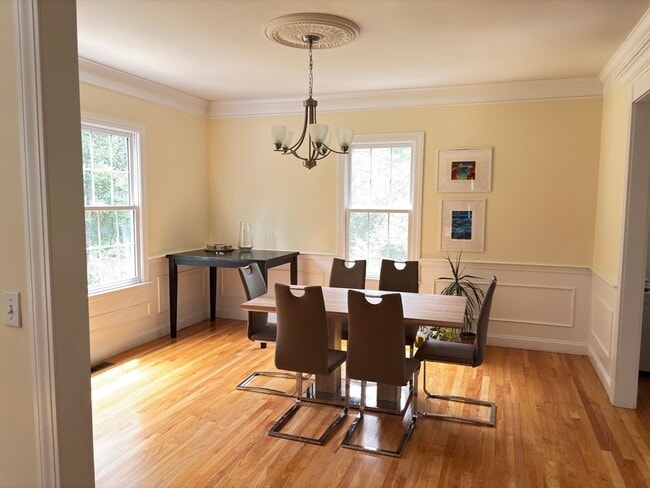Photo - 135 Shawsheen Rd