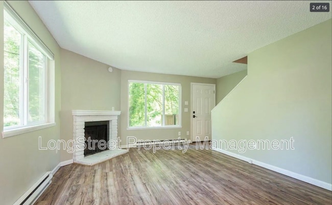 Building Photo - 4901 SW Beaverton Hillsdale Hwy Rental