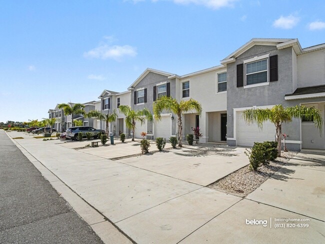 Photo - 136 Mangrove Shade Cir