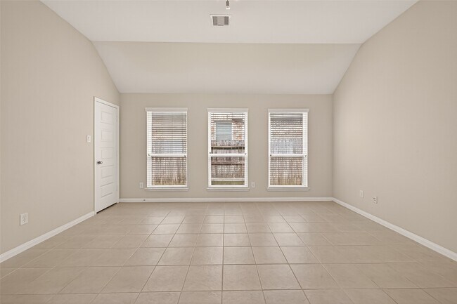 Photo - 17506 Waeback Dr