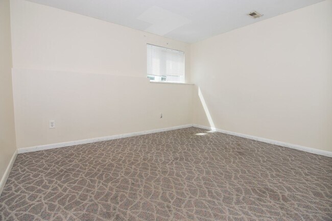 Photo - 141 Glenville Ave