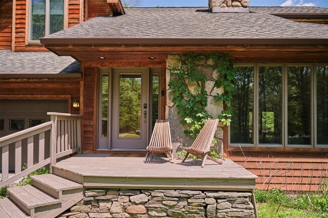 Photo - 22 John Spielman Rd