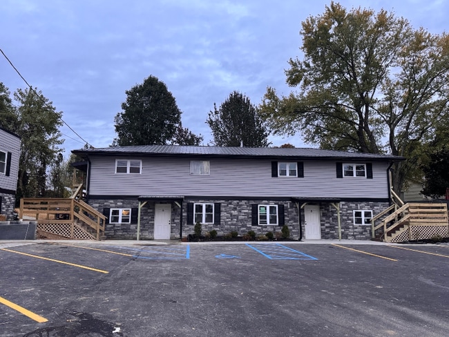 Photo - 404 High St Unit 4