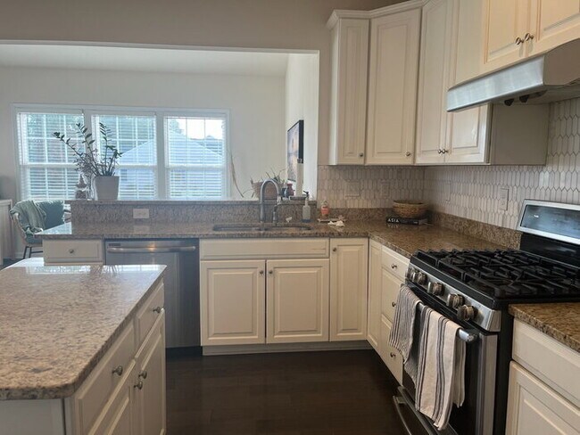 Photo - 4BR Spring Creek Home with Resort-Style Amenities & Finished Basement