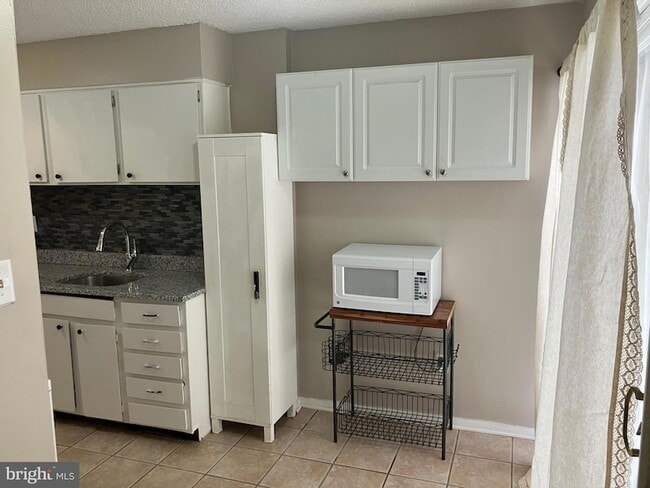 Photo - 2294 White Cornus Ln