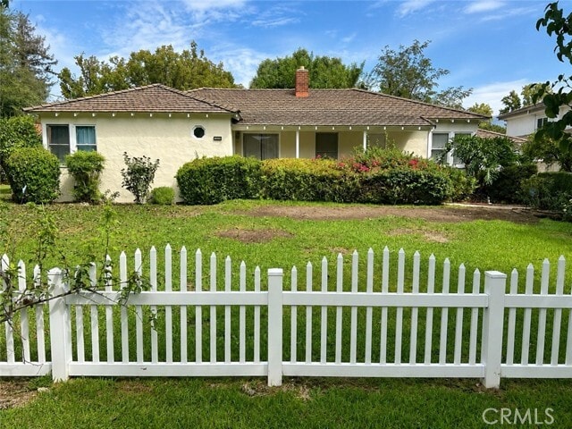 Photo - 325 W Lemon Ave