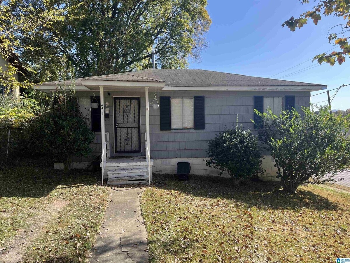 Photo - 4401 41st Pl N