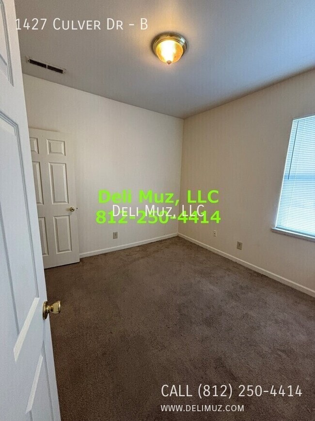 Photo - 1427 Culver Dr Unit B