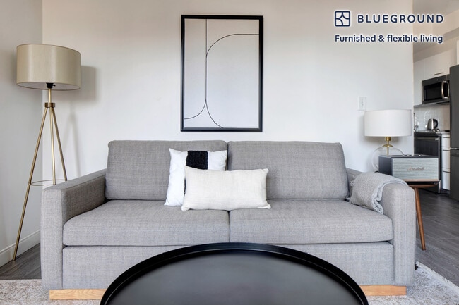 Photo - 89 E Dedham St Unidad FL7-ID494