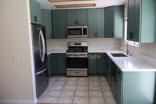 Photo - 225 Cinnamon Oak Ave