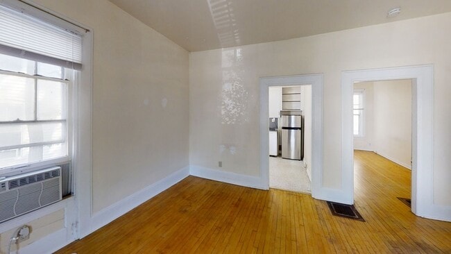 Photo - 406 N State St Unit 1