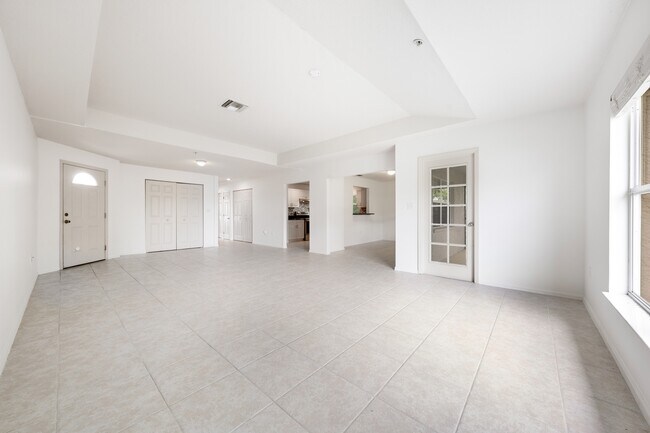 371 Bobby Jones Rd