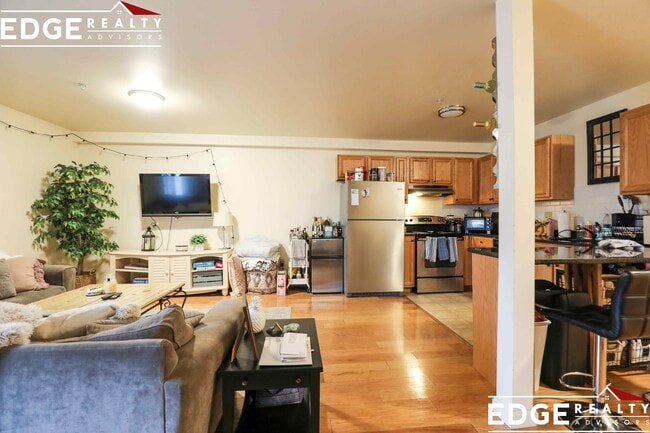 Photo - 29 Raymond St Unit 2