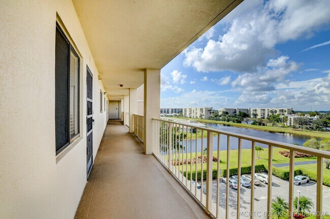 Photo - 14426 Amberly Ln Unit 706