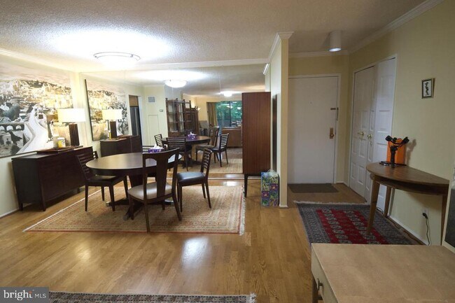 Photo - 1800 Old Meadow Rd Unit 818