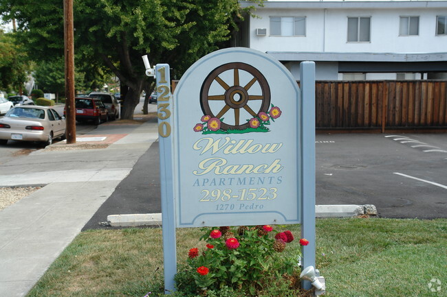 Willow Ranch - Willow Ranch