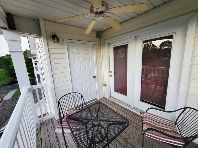 Photo - 339 Westbend Dr