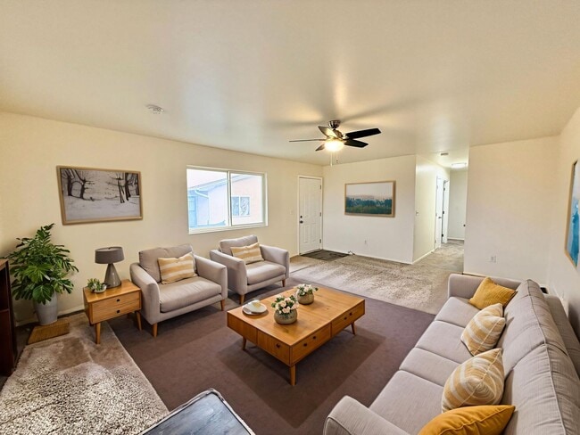 Photo - 632 E Clarion Dr Unit A
