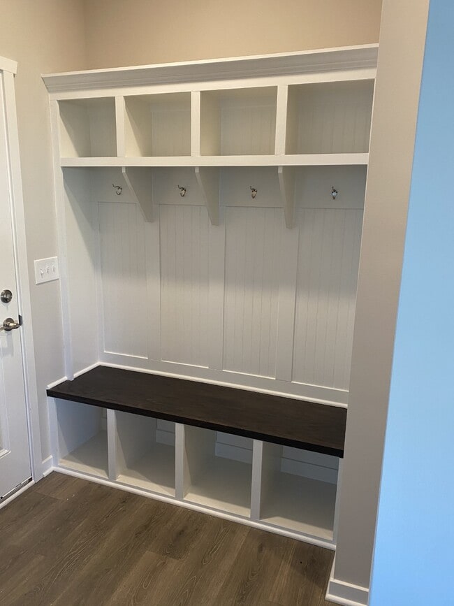 Photo - 2035 Steelwood Dr