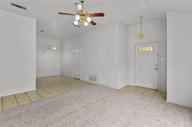 Photo - 210 Joshua Blvd