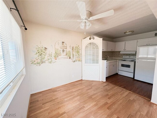 Photo - 212 Orland St Unit 36