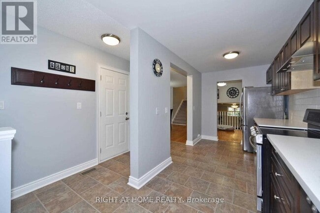 Photo - 1434 Largo Crescent