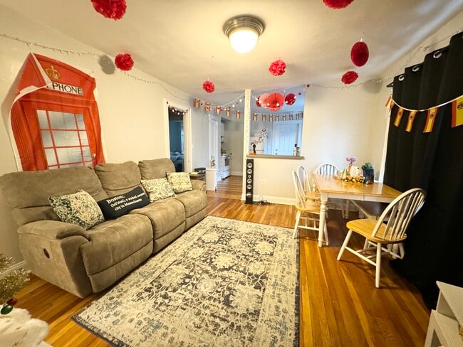 Photo - 149 Calumet St Unit 1