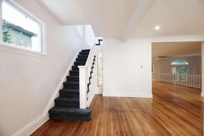 Photo - 24 Merrifield Way