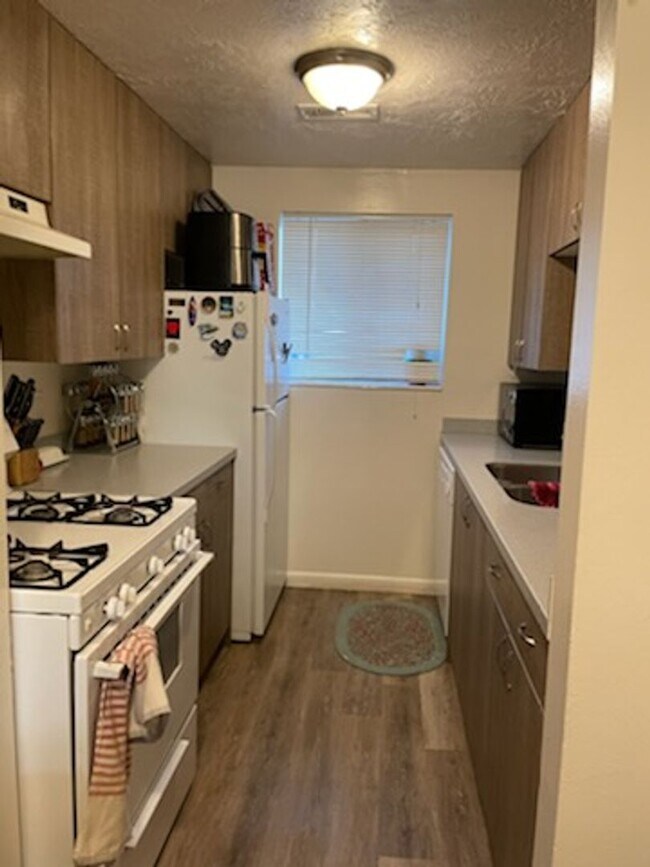 Photo - Contract Sale! 1B/1B Pet Friendly Apartment South of BYU Unit 126