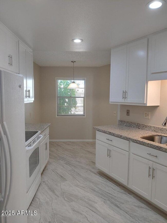 Photo - 17237 N 106th Ave House
