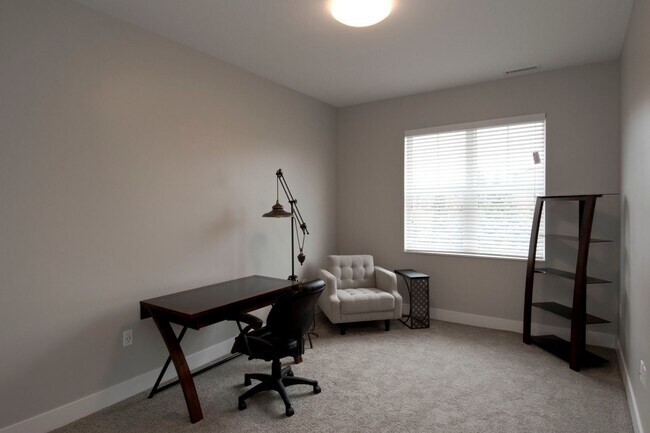 Photo - Fulton Square