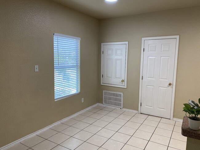 Photo - 1707 Dawson St Unit 1101
