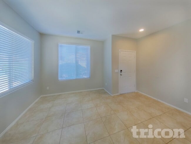 Photo - 44127 Palmen Dr