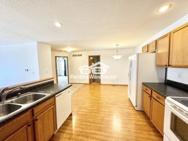 Photo - 2011 E 1st Ave