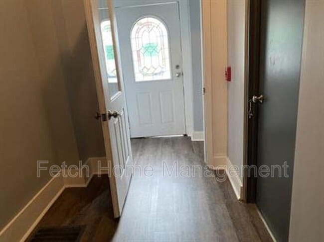 Photo - 208 W Vine St