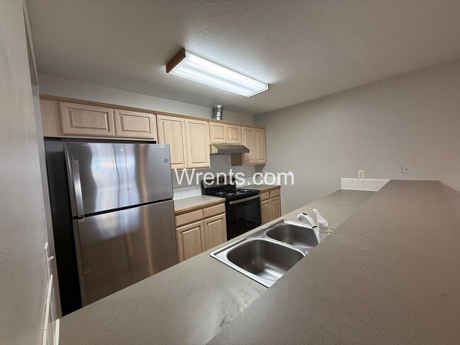 Photo - 1008-1010 E. Ermina Unit 1010