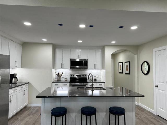 Photo - 1013 Riverstone Trl House