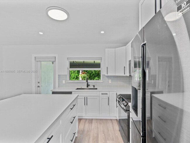 Photo - 6327 SW 44th St