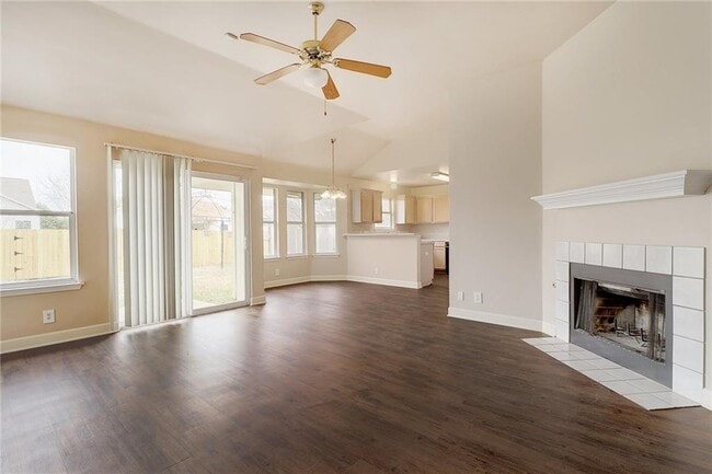Photo - 202 Quail Cir