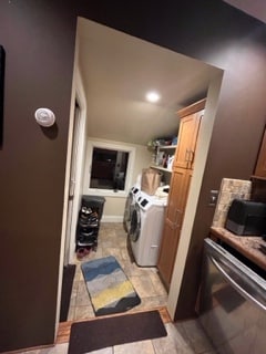 Photo - 1205 E State St