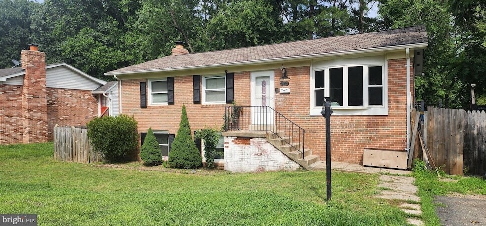 Photo - 13821 Gilbert Rd
