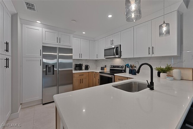 Photo - 6386 Royal Woods Dr Rental